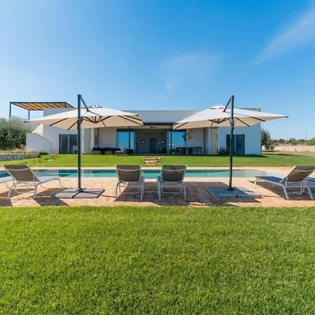 Апартаменты Exclusive Pool In *