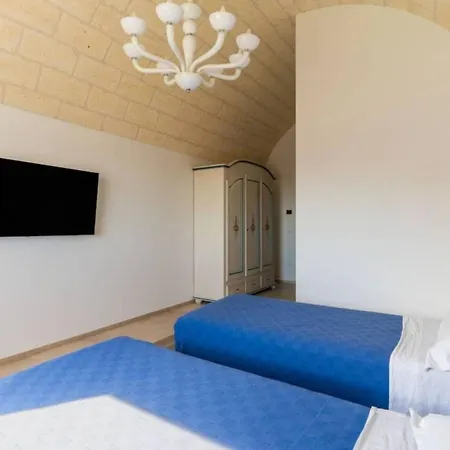 Exclusive Pool In Патра